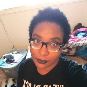 Meet your Posher, Shakeea